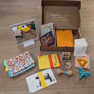 LOVEVERY The Charmer 3-4 Months Play Kit